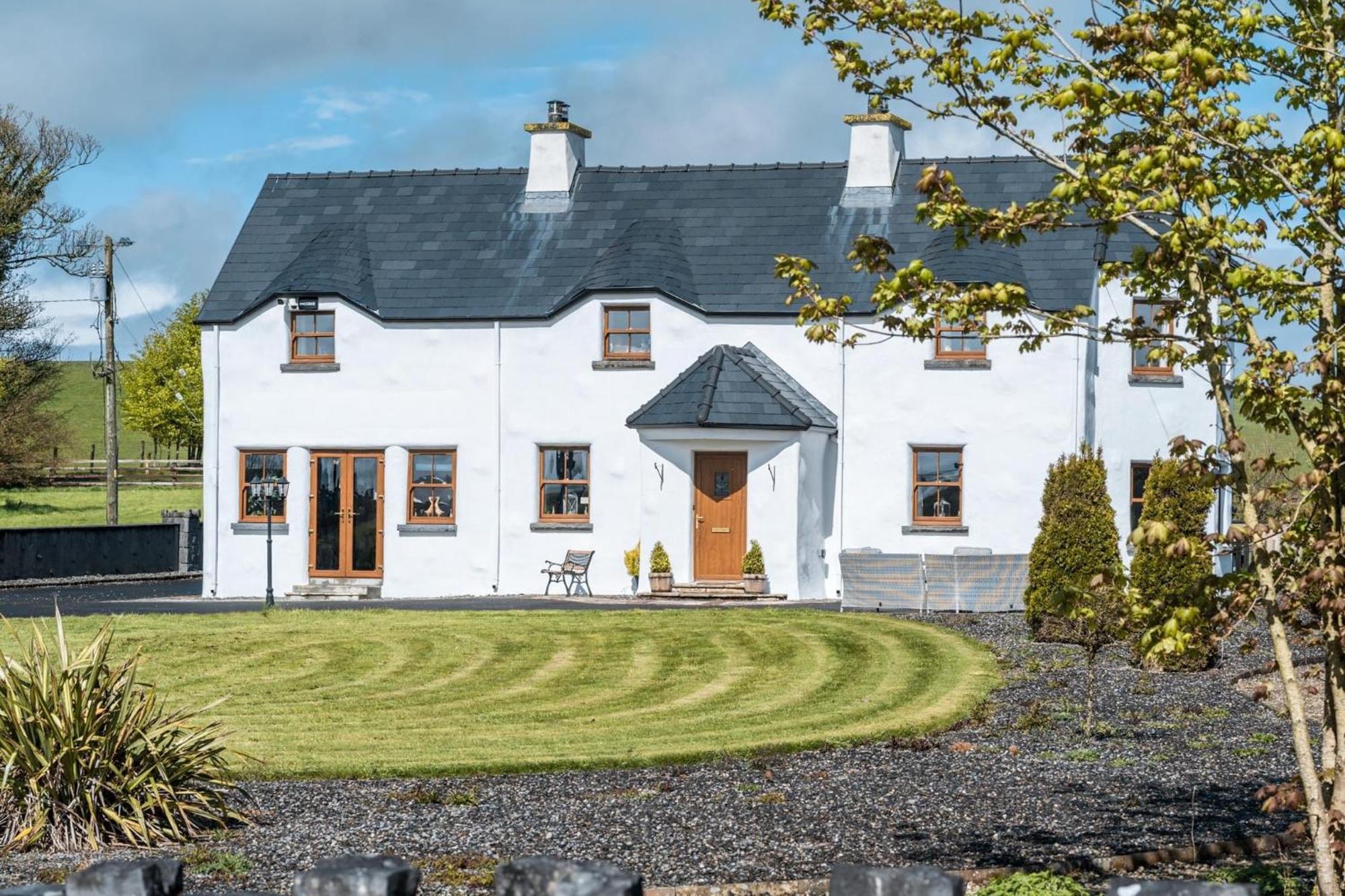 Glenvela Guest House Castlerea Екстериор снимка