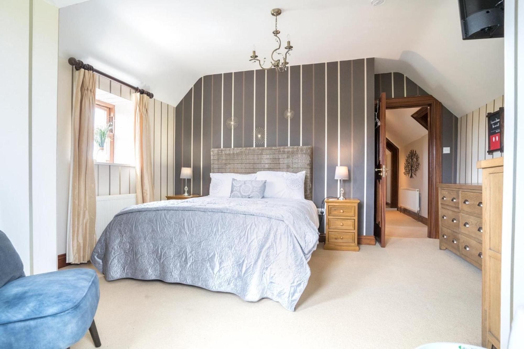 Glenvela Guest House Castlerea Екстериор снимка