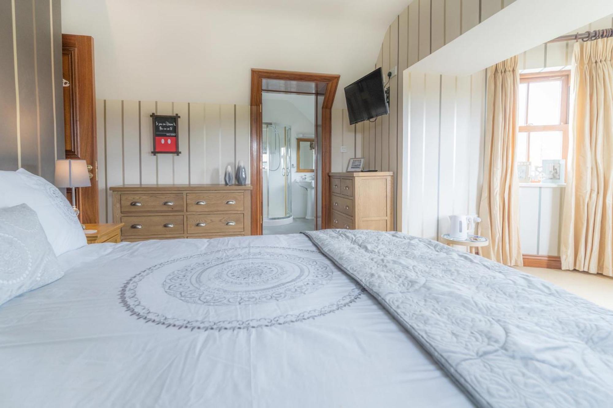 Glenvela Guest House Castlerea Екстериор снимка